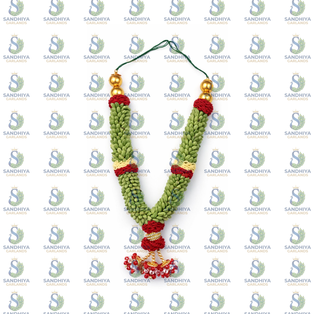 Hanging Uruttu Maalai